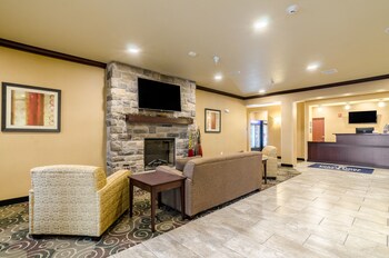 cobblestone hotel and suites mccook