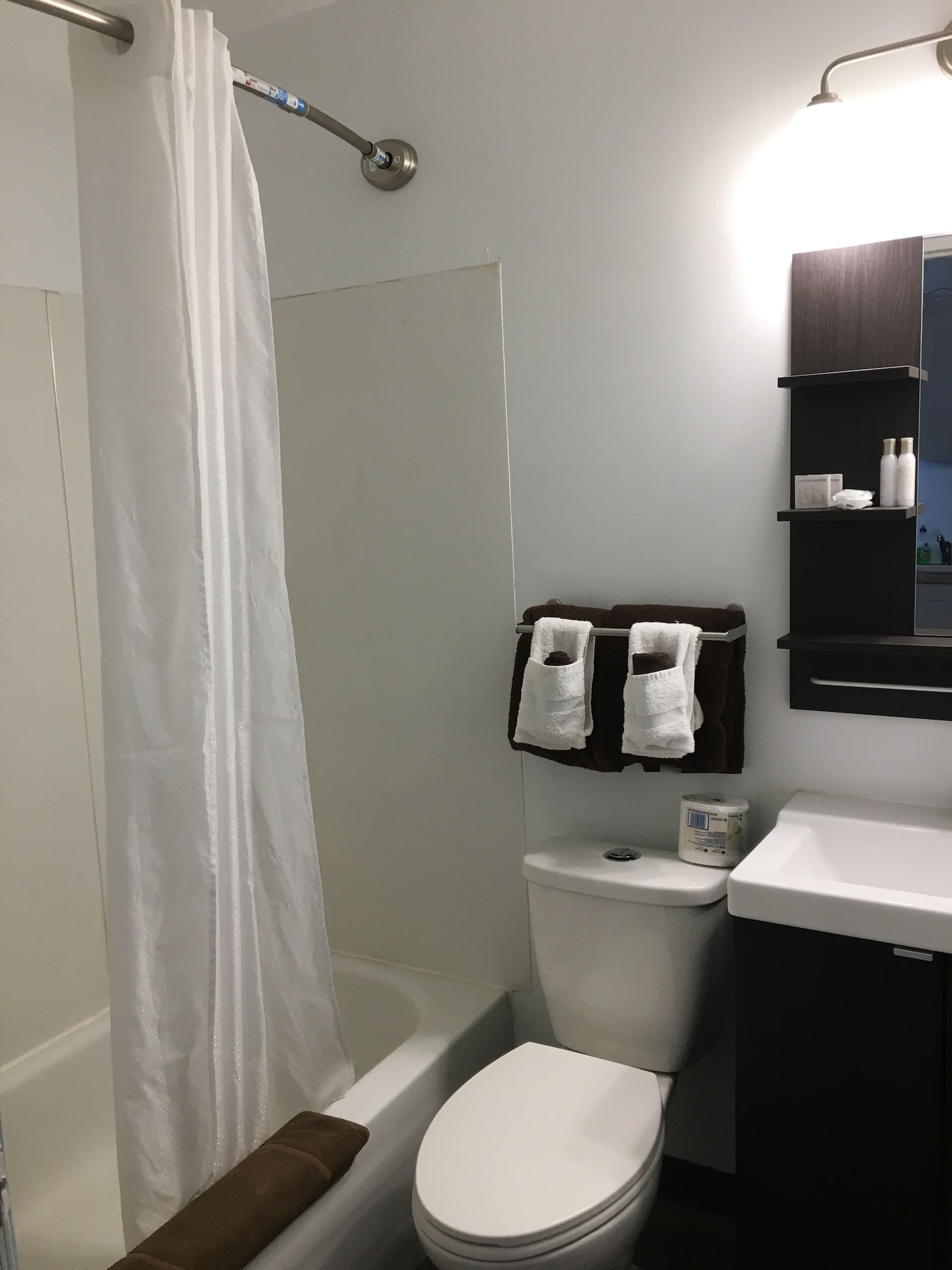 Howard Johnson By Wyndham Grande Prairie,Grande Prairie>>Clairmont,3 star