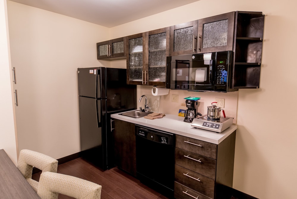 candlewood suites fairbanks by ihg