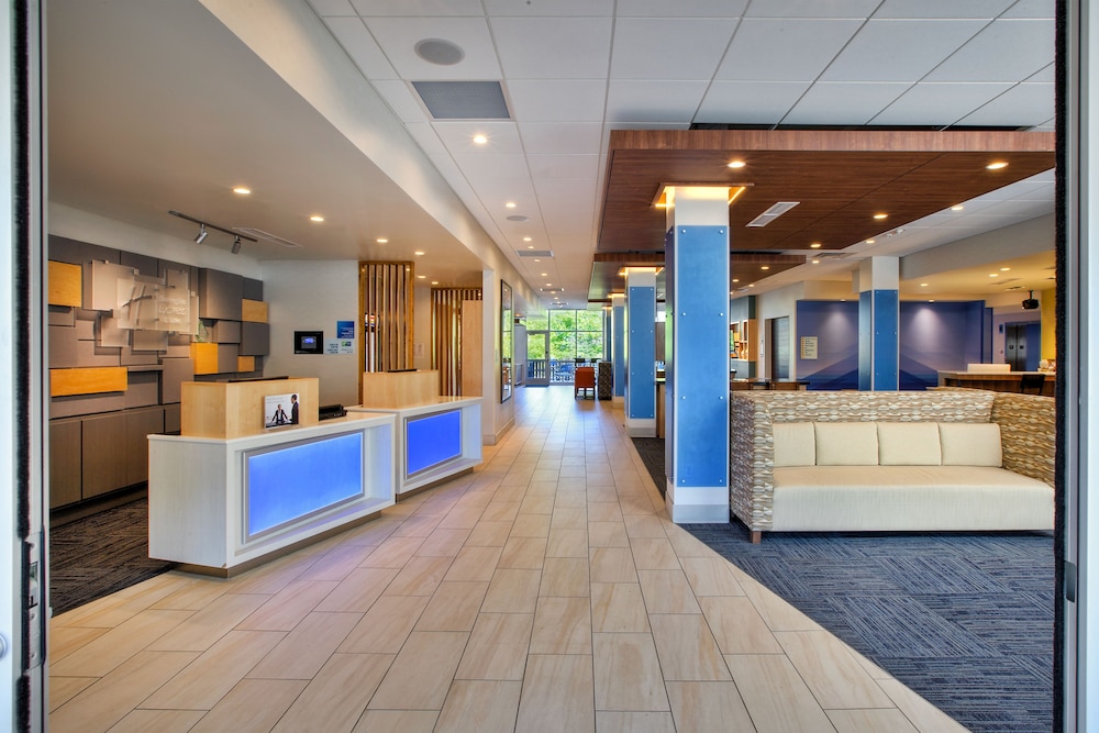 holiday inn express and suites new castle by ihg