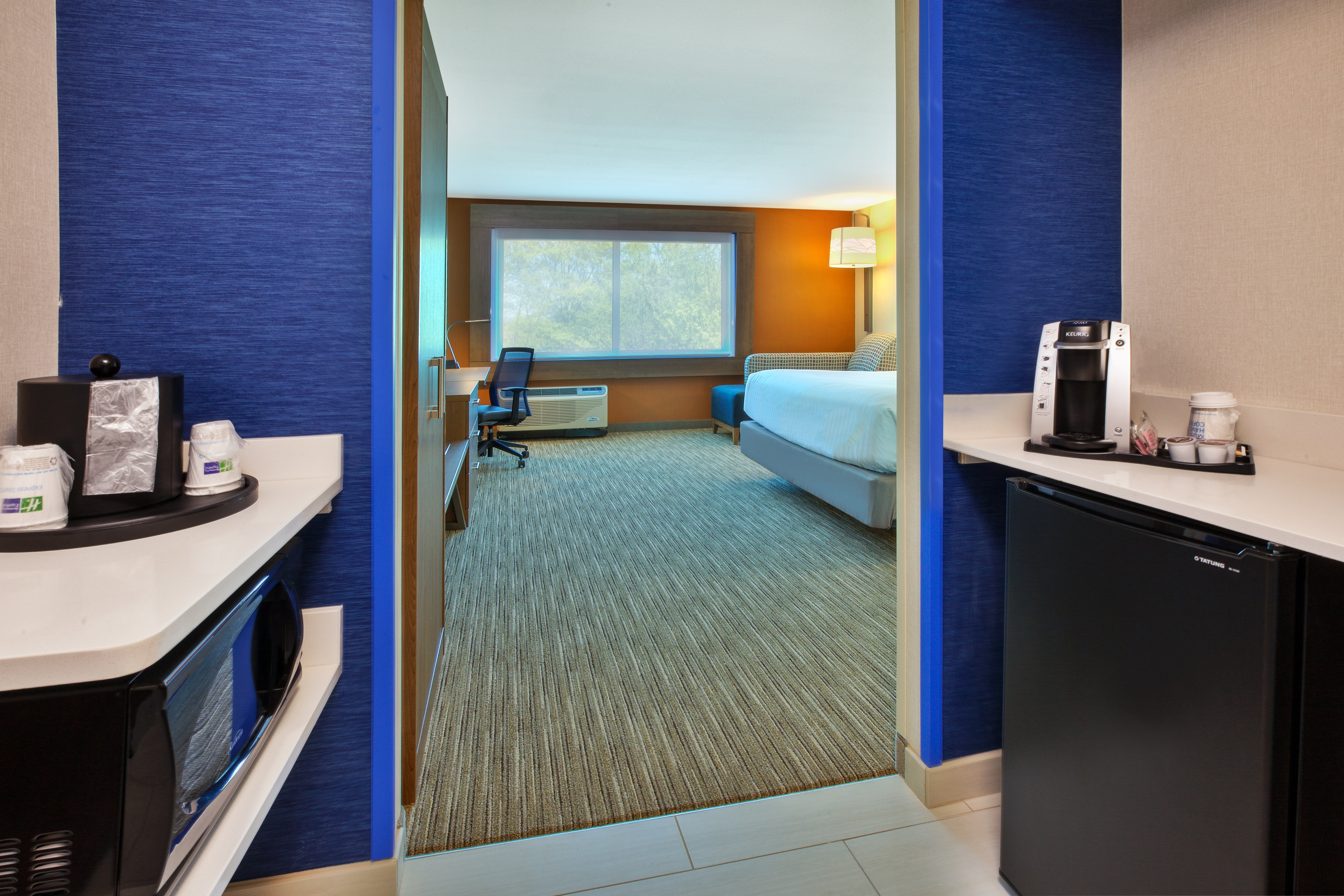 holiday inn express and suites new castle by ihg