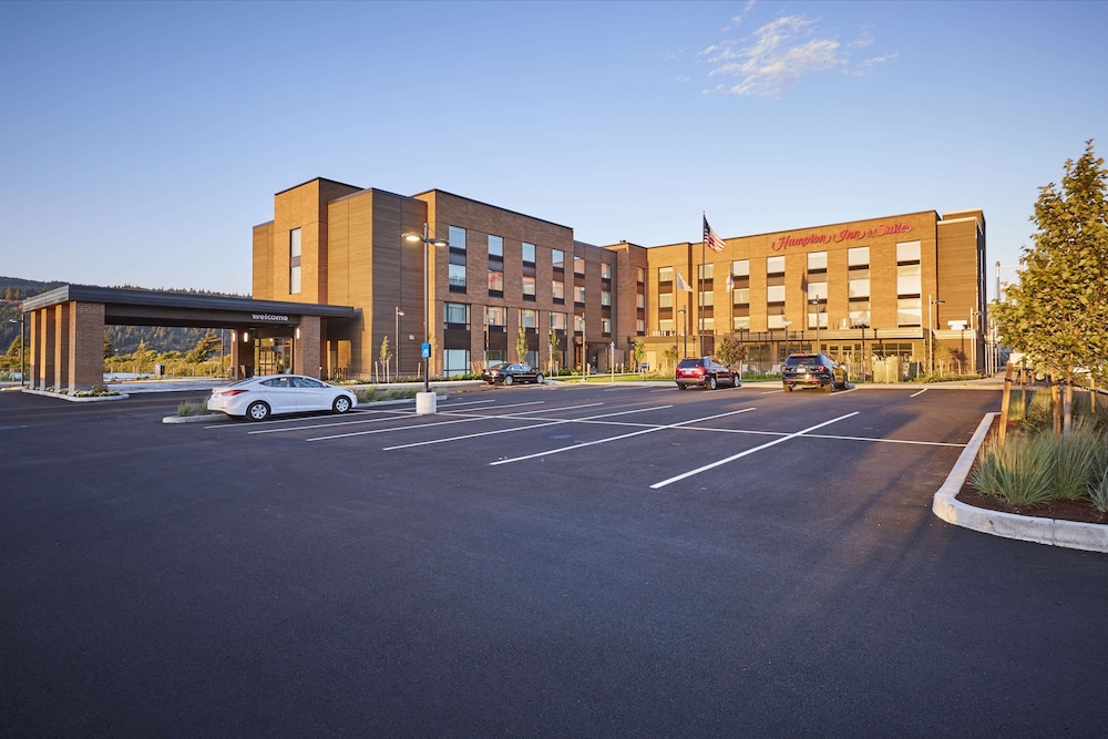 hampton inn and suites hood river