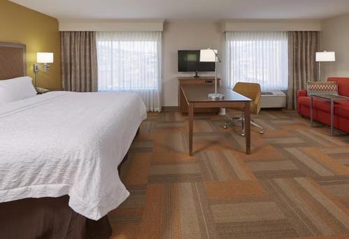 hampton inn and suites hood river