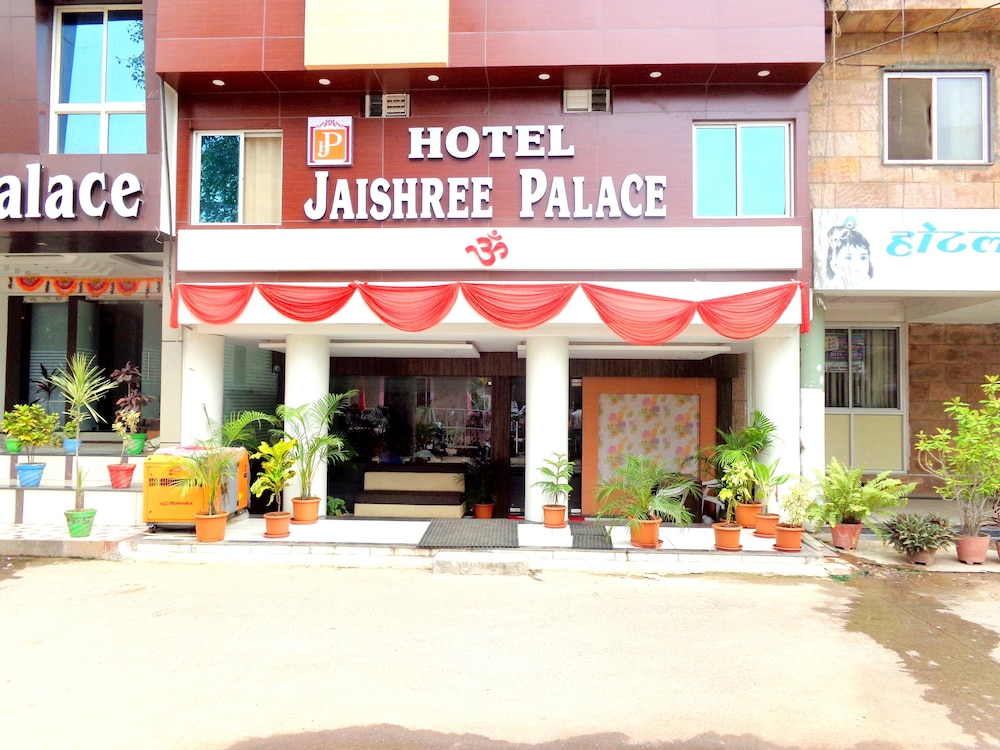 hotel jaishree palace