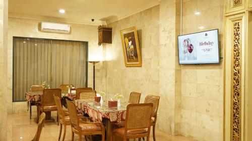 hotel indah palace solo