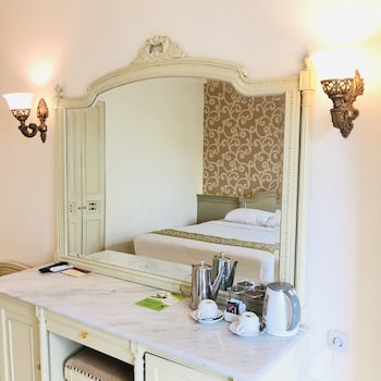 hotel indah palace solo