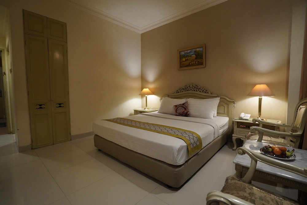 hotel indah palace solo