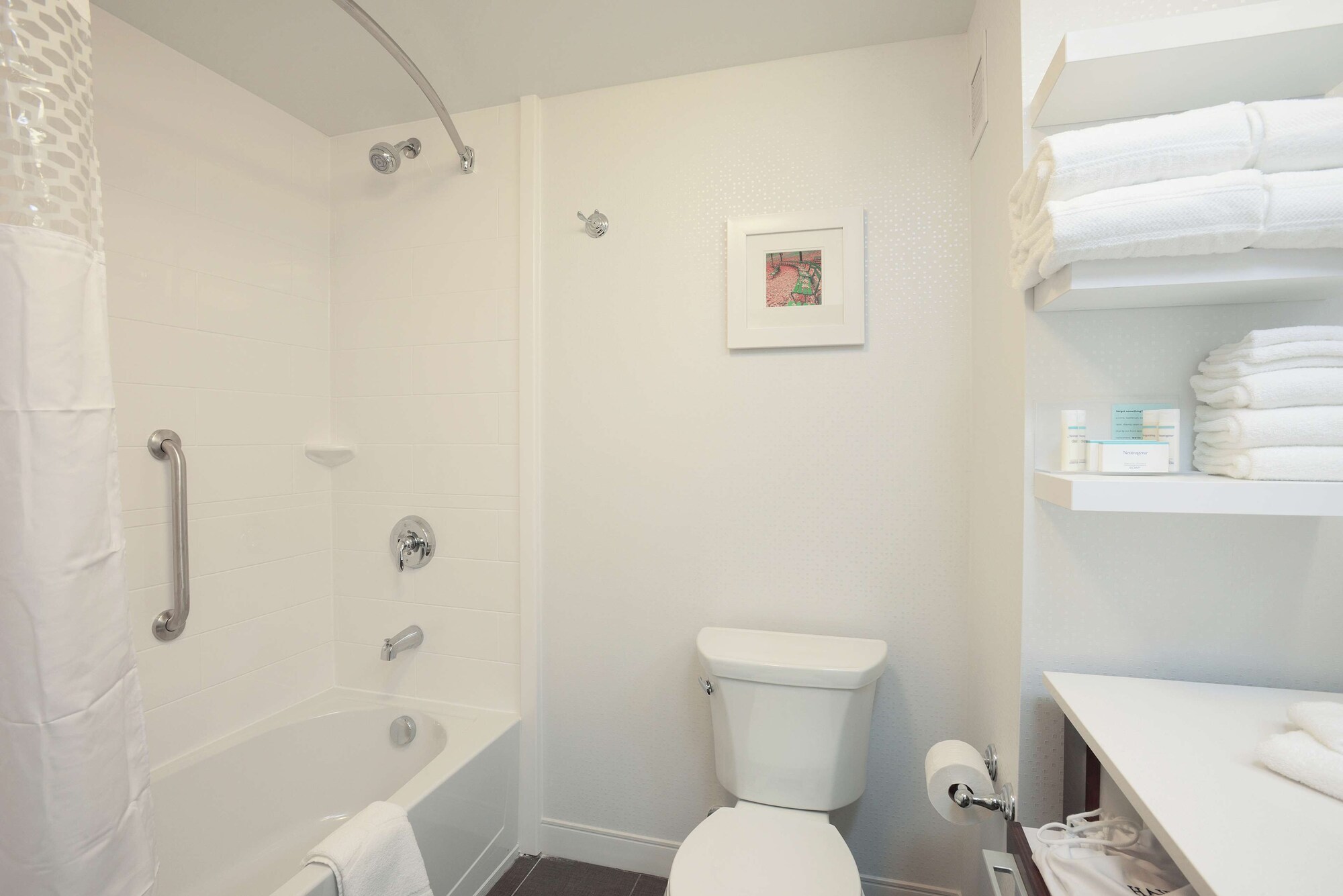 hampton inn and suites cincinnati kenwood