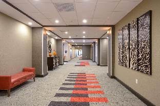 hampton inn and suites cincinnati kenwood