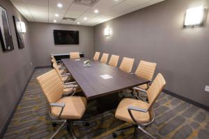 hampton inn and suites cincinnati kenwood