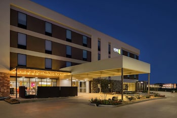 home2 suites by hilton alexandria