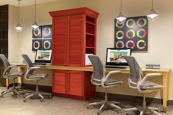 home2 suites by hilton alexandria