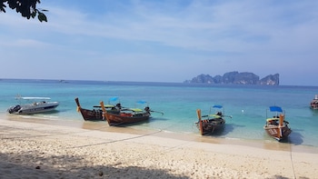 paradise pearl bungalows