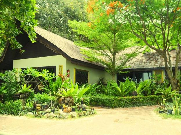 paradise pearl bungalows