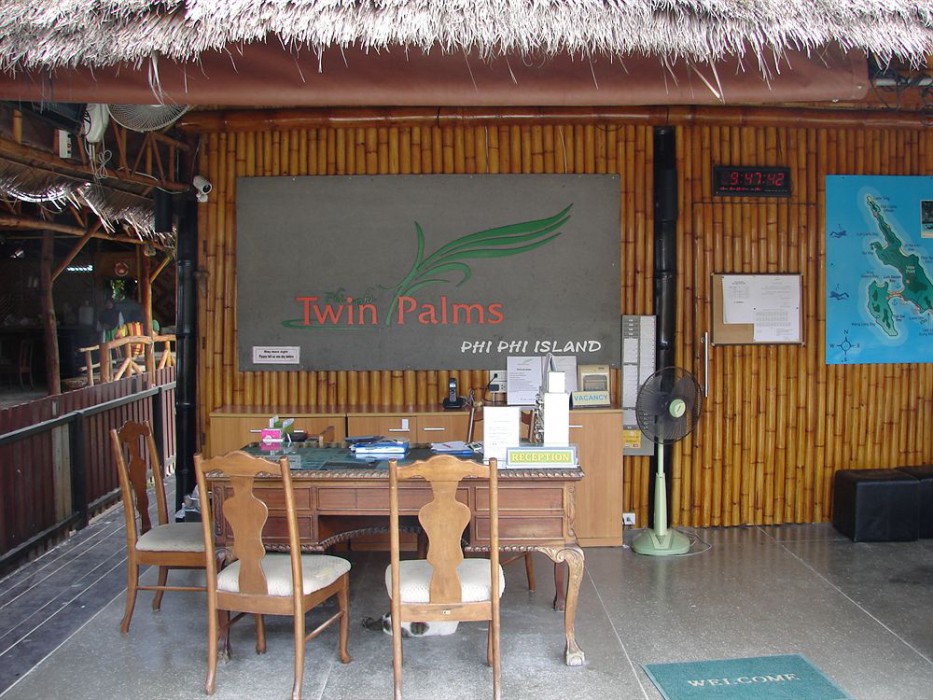 phi phi twin palms bungalows