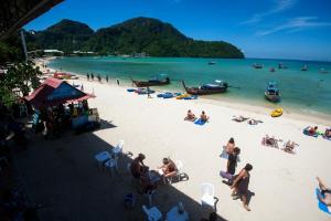 phi phi twin palms bungalows