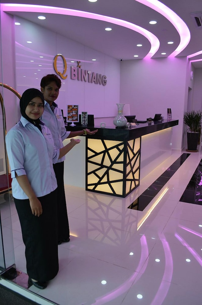 q bintang hotel