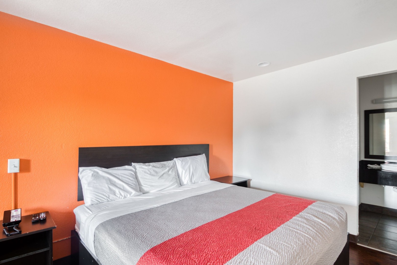 Motel 6 Baton Rouge, La - East - I-12,East Baton Rouge Parish>>Baton Rouge,2 star