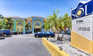 Hotel Sol,Near Suncoast Seabird Sanctuary,3 star