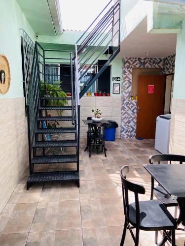 rota bh hostel