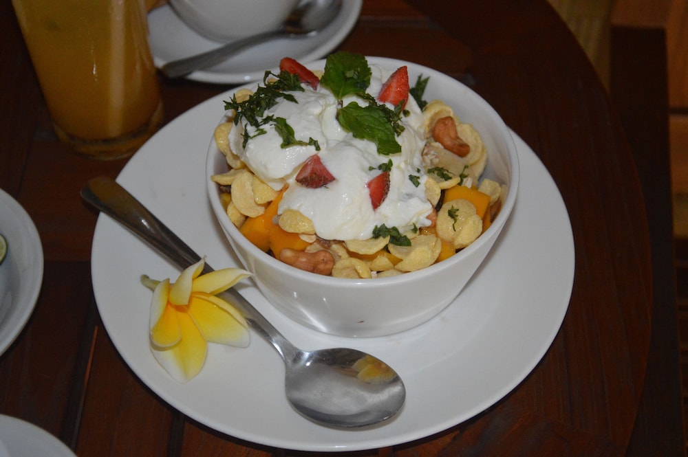 the calmtree bungalows