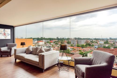 yellow bee tangerang