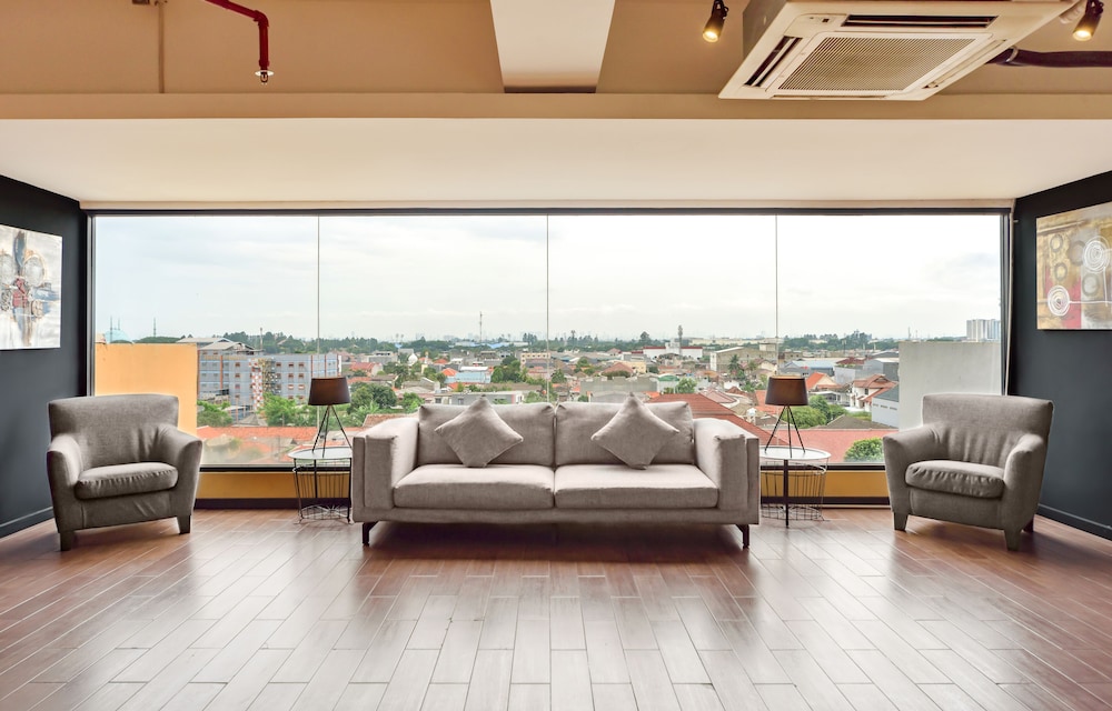 yellow bee tangerang