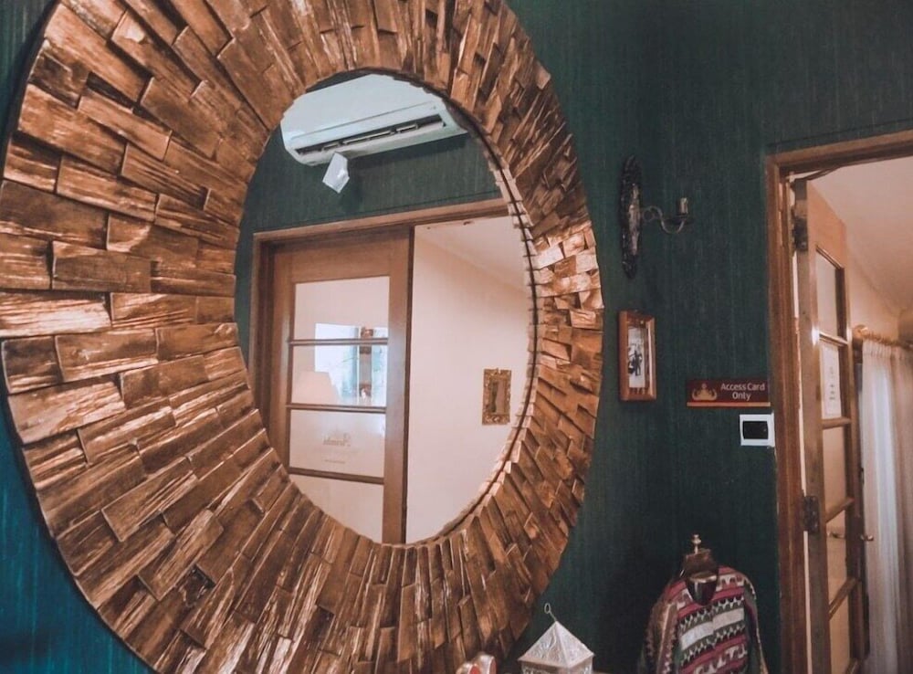 arimbi pejaten suites