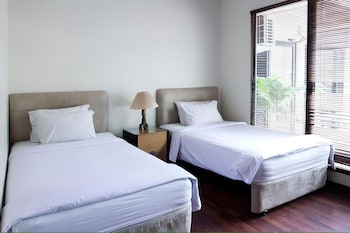 arimbi pejaten suites