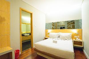 life hotel stasiun kota surabaya