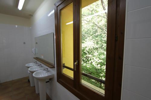 alberg roques blanques