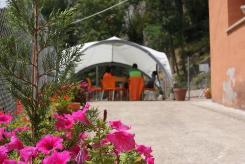 Alberg Roques Blanques,Planoles>>Girona,1 star