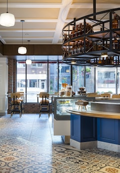 Kimpton Journeyman Hotel By Ihg,Wisconsin>>Milwaukee,5 star