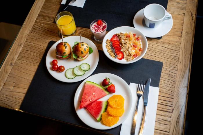 room mate anna barcelona