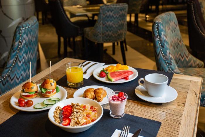 room mate anna barcelona