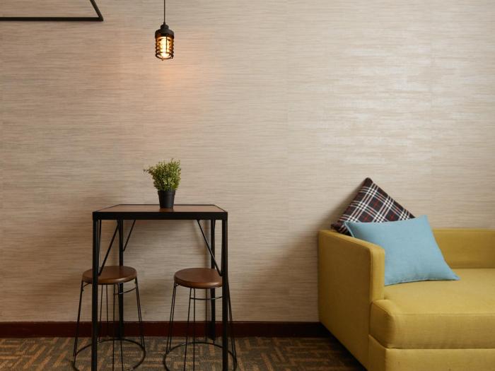 via hotel taipei station