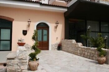 Marchesina Resort,Padula>>Naples,4 star