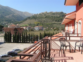 Marchesina Resort,Padula>>Naples,4 star