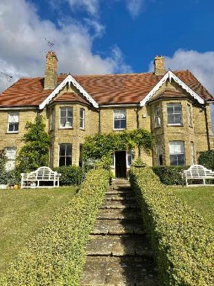 lodge farm house bandb