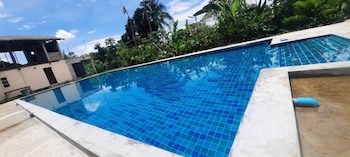 mountain blue cottage