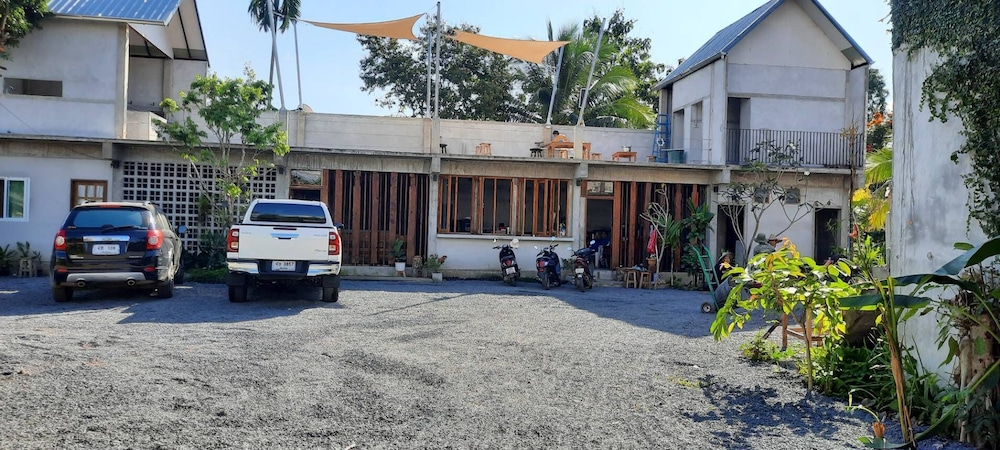 mountain blue cottage