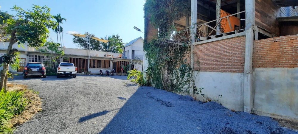 mountain blue cottage
