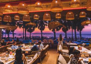 a one new wing hotel