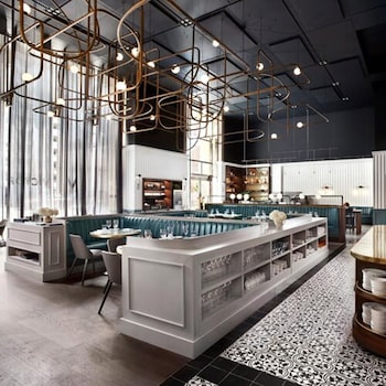 Le Germain Hotel Toronto,Markham>>Downtown Toronto,4 star