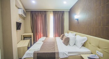 hotel voyager