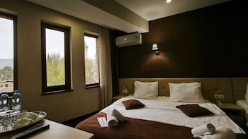 hotel voyager