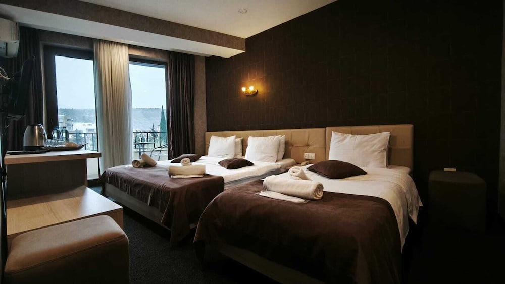 hotel voyager