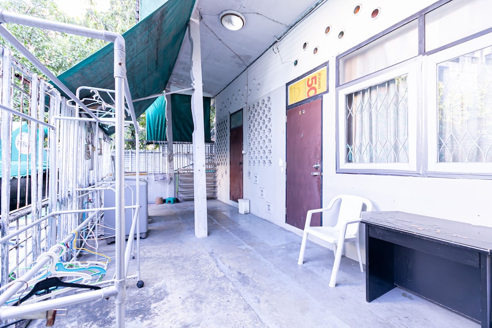 freesia saladaeng silom apartments