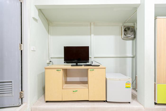 freesia saladaeng silom apartments