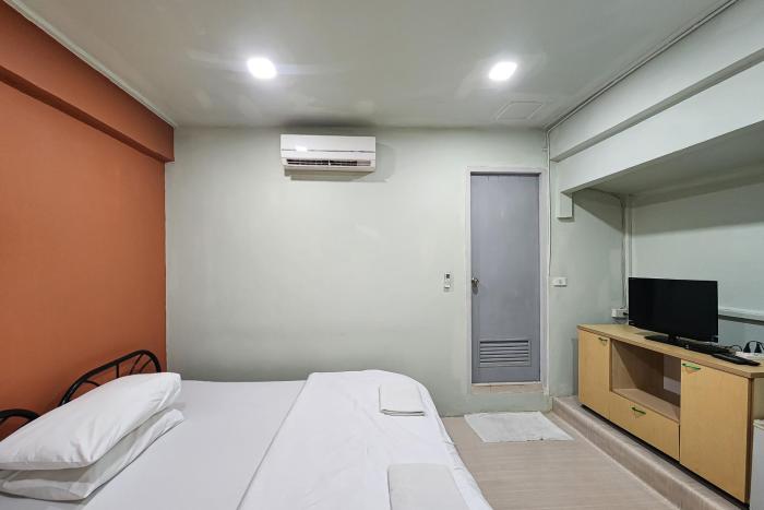 freesia saladaeng silom apartments